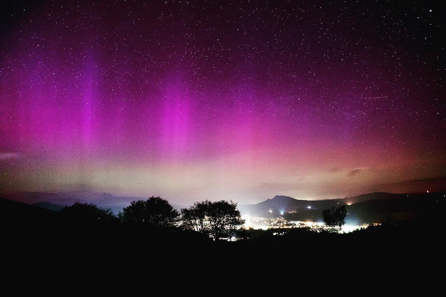 @run_far_not_fast_helly northern lights abergavenny